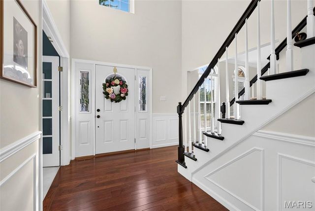 16301 Autumn Crest Court, Ellisville, MO 63011