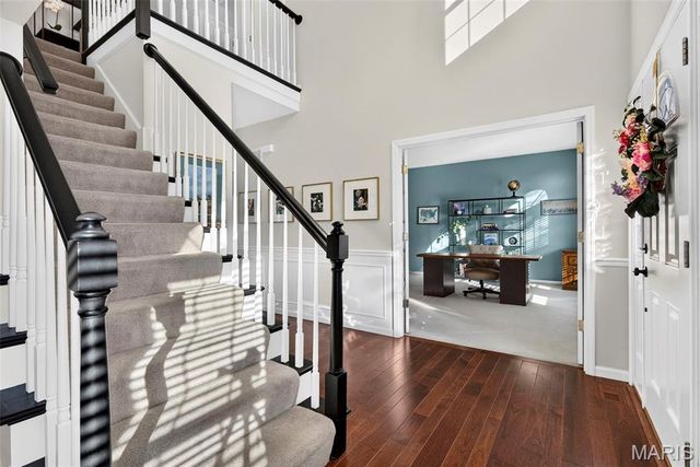 16301 Autumn Crest Court, Ellisville, MO 63011