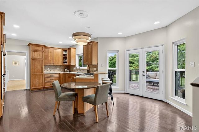 16301 Autumn Crest Court, Ellisville, MO 63011