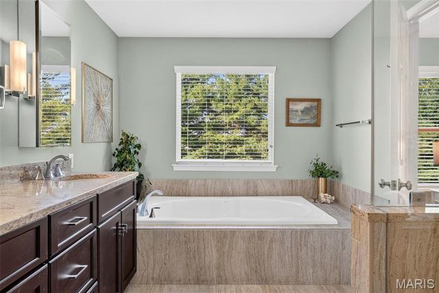 16301 Autumn Crest Court, Ellisville, MO 63011