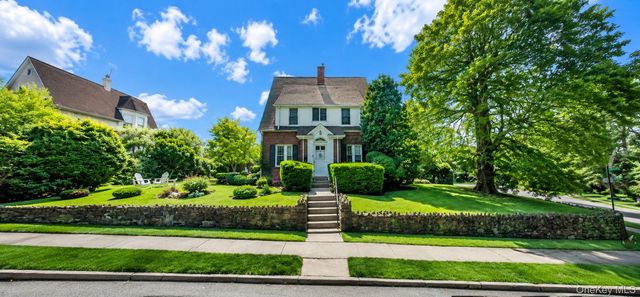 1305 Park Avenue, Mamaroneck, NY 10543