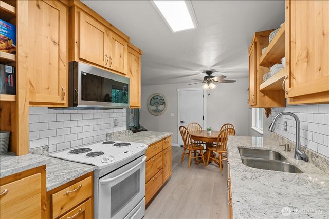 10226 200th Street NE, Arlington, WA 98223