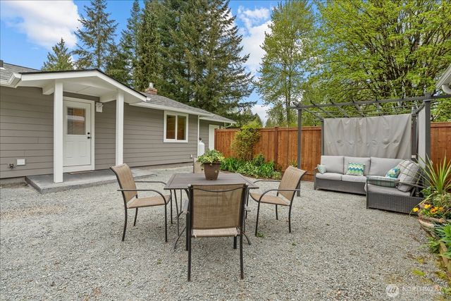 10226 200th Street NE, Arlington, WA 98223