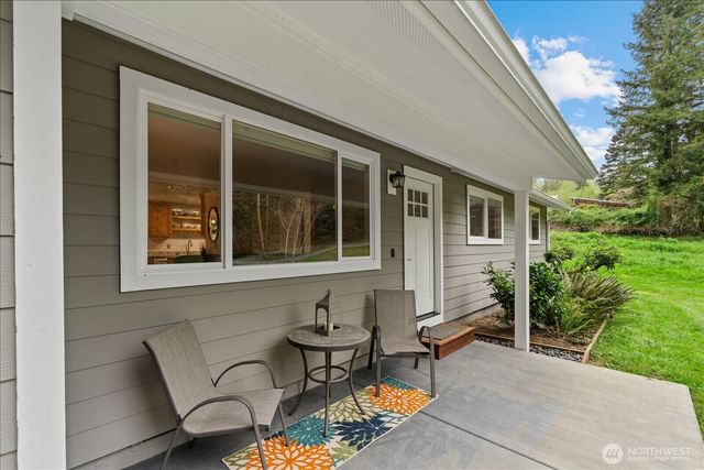 10226 200th Street NE, Arlington, WA 98223