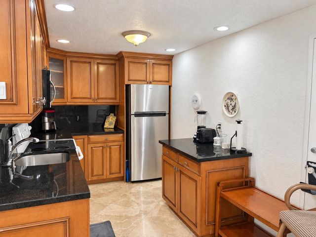 2851 S Ocean Boulevard 2 A, Boca Raton, FL 33432