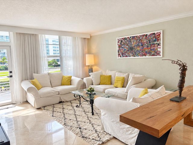 2851 S Ocean Boulevard 2 A, Boca Raton, FL 33432