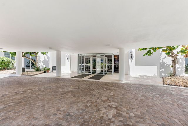 2851 S Ocean Boulevard 2 A, Boca Raton, FL 33432