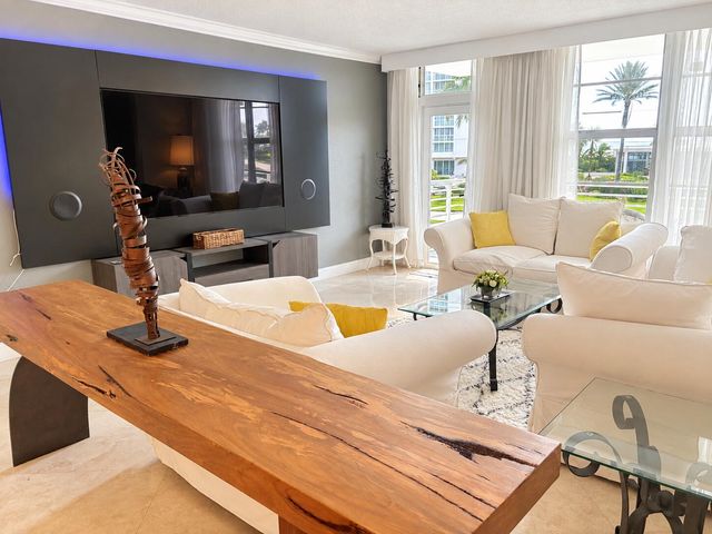 2851 S Ocean Boulevard 2 A, Boca Raton, FL 33432