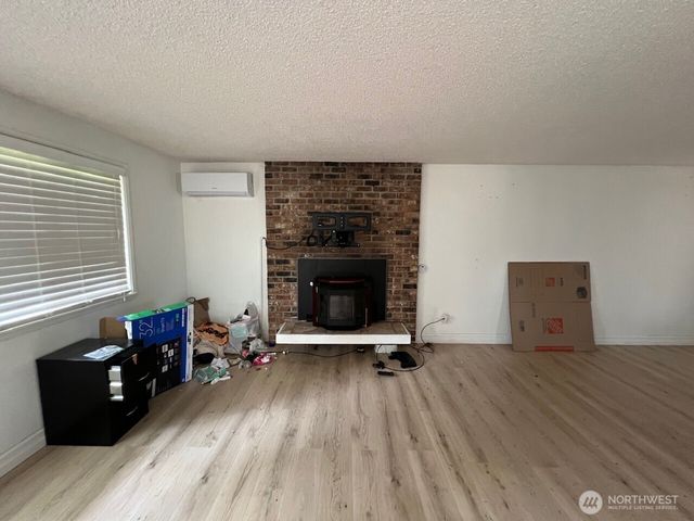 5203 205th Street Ct E, Spanaway, WA 98387