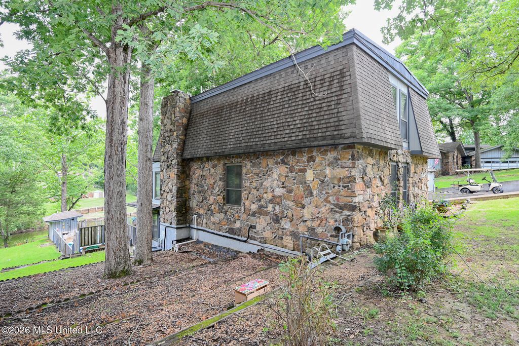 2401 Placid Cove, Nesbit, MS 38651 — photo 4