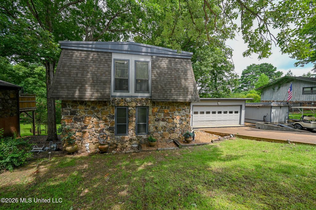 2401 Placid Cove, Nesbit, MS 38651 — photo 5
