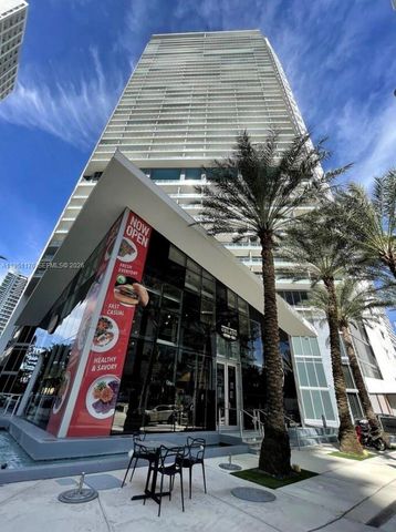 1300 Brickell Bay Dr 2405, Miami, FL 33131