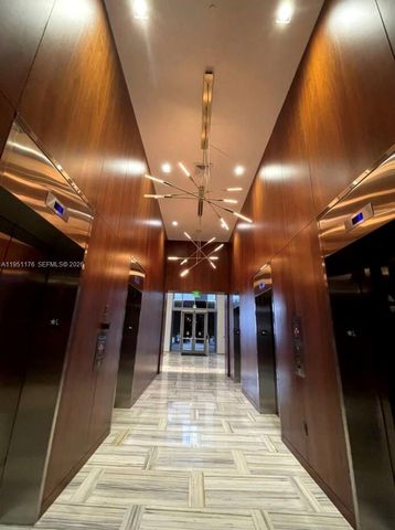 1300 Brickell Bay Dr 2405, Miami, FL 33131