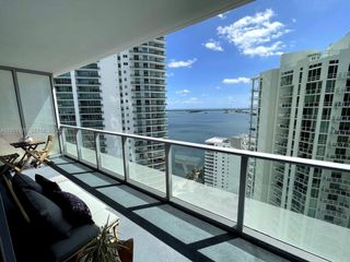 1300 Brickell Bay Dr 2405, Miami, FL 33131
