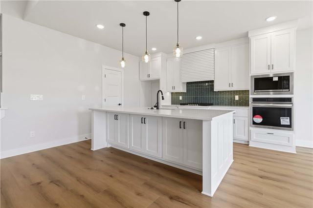 1830 Momi Street, Centerton, AR 72719