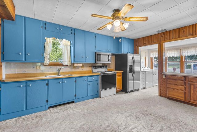 5904 Lake Edge Road, Mcfarland, WI 53558