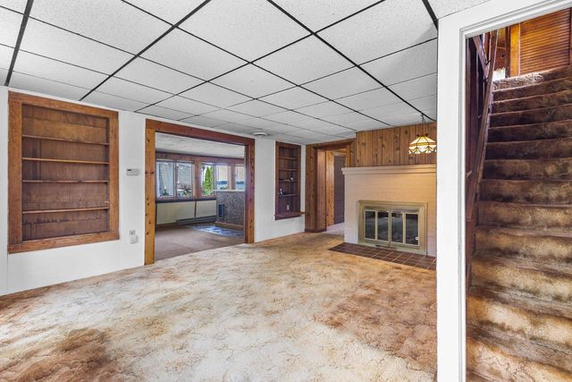 5904 Lake Edge Road, Mcfarland, WI 53558