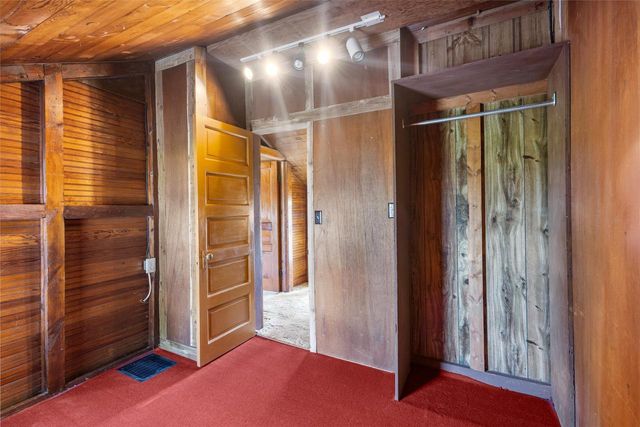 5904 Lake Edge Road, Mcfarland, WI 53558