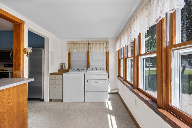 5904 Lake Edge Road, Mcfarland, WI 53558