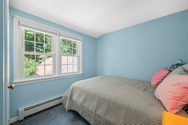 201 Hollister Street, Manchester, CT 06042