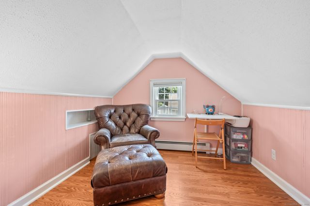 201 Hollister Street, Manchester, CT 06042
