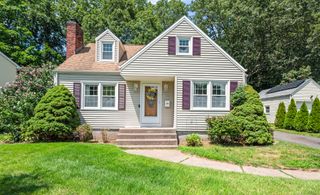 201 Hollister Street, Manchester, CT 06042
