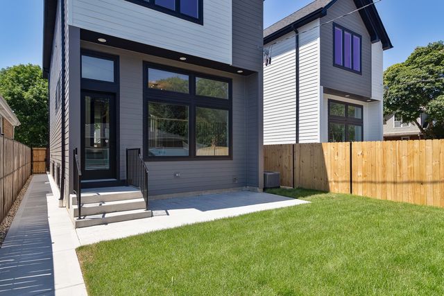 5355 N Melvina Avenue, Chicago, IL 60630