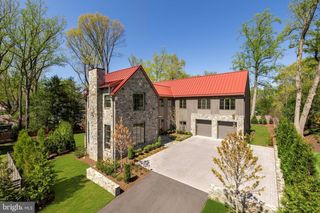 7027 LONGWOOD DR, Bethesda, MD 20817