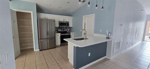 334 RESERVE DRIVE, Davenport, FL 33896