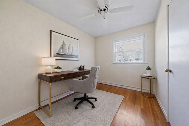 22 Walnut Knls, Canton, MA 02021