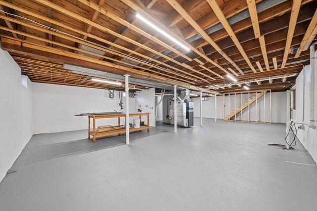 22 Walnut Knls, Canton, MA 02021