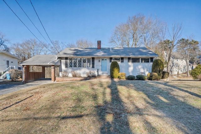 22 Walnut Knls, Canton, MA 02021