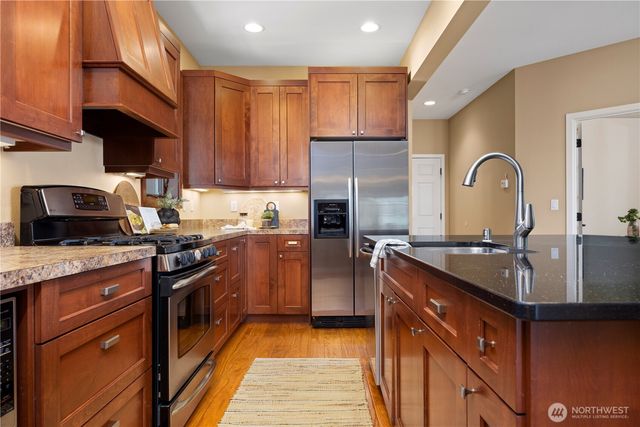 5215 Sparrow Court, Ferndale, WA 98248