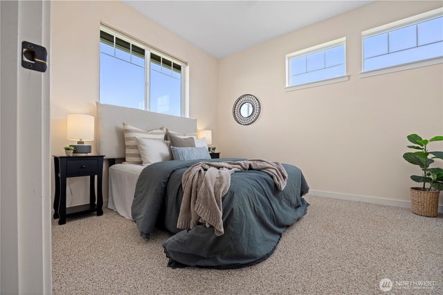 5215 Sparrow Court, Ferndale, WA 98248