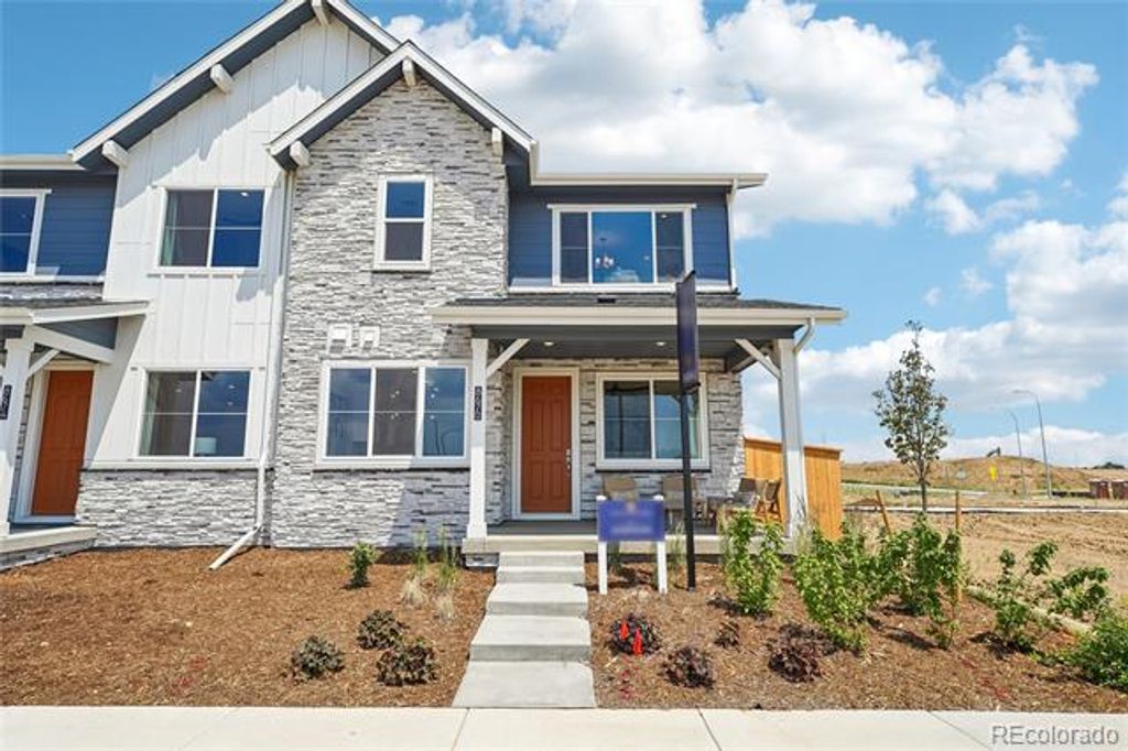 8670 Julian Street, Westminster, CO 80031