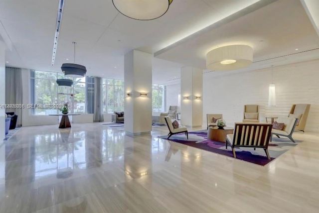 100 Bayview Drive PH31, Sunny Isles Beach, FL 33160