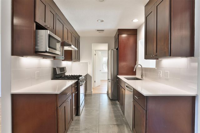 4613 Libbey Lane, Houston, TX 77092