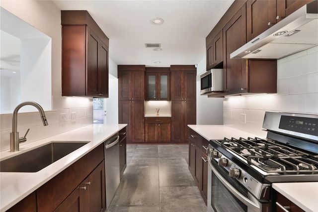 4613 Libbey Lane, Houston, TX 77092