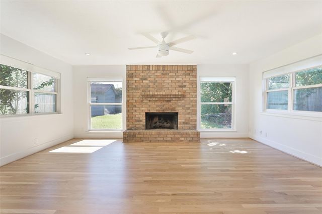 4613 Libbey Lane, Houston, TX 77092