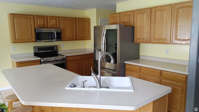 457 N CENTER ST, Lehi, UT 84043