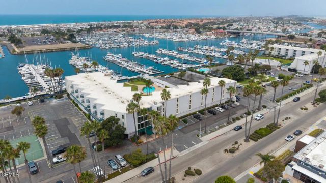 3101 Peninsula Road 218, Oxnard, CA 93035