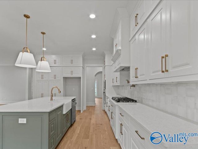 16178 Darby Drive, Athens, AL 35613