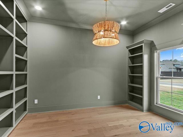 16178 Darby Drive, Athens, AL 35613