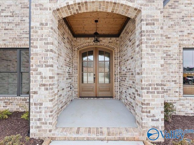 16178 Darby Drive, Athens, AL 35613