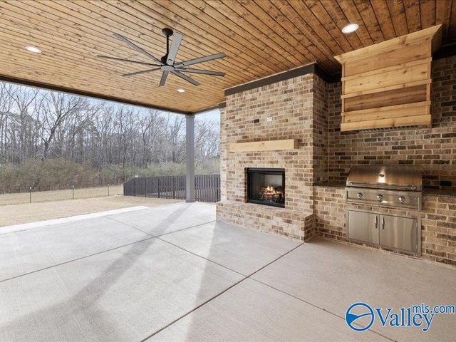16178 Darby Drive, Athens, AL 35613