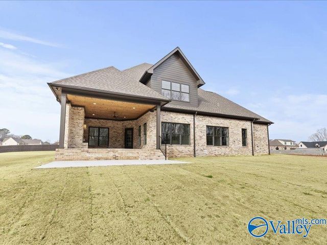 16178 Darby Drive, Athens, AL 35613