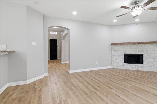 1411 Golf Club Drive, Lantana, TX 76226
