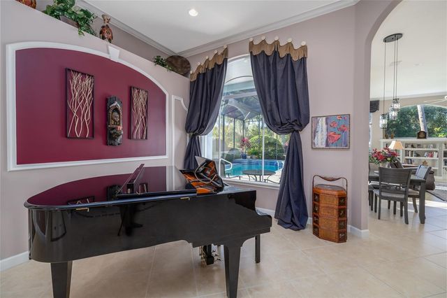 312 W LAKE VICTORIA CIRCLE, Deland, FL 32724