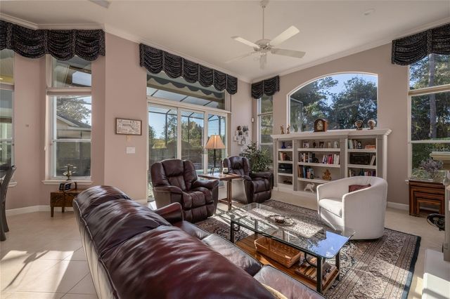 312 W LAKE VICTORIA CIRCLE, Deland, FL 32724