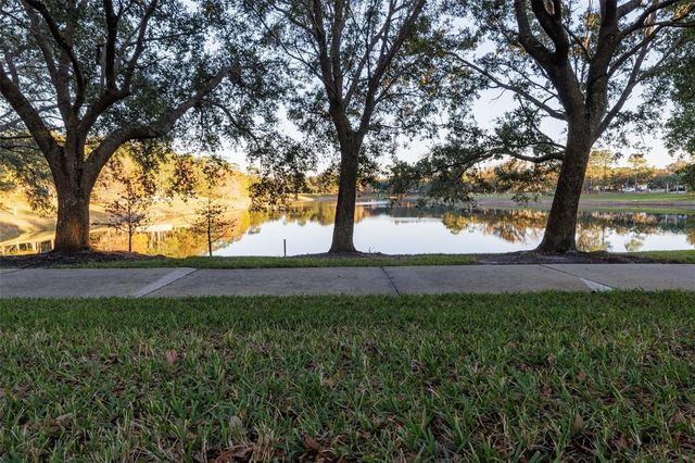 312 W LAKE VICTORIA CIRCLE, Deland, FL 32724